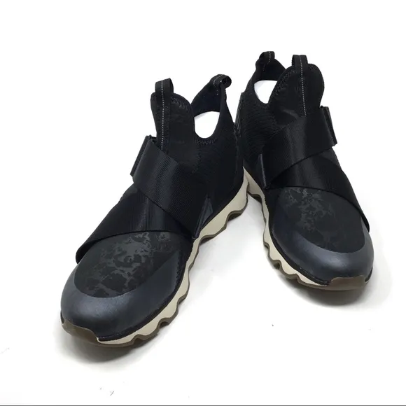 🎉Host Pick🎉Sorel Kinetic Sneaker Black/White Slip-on Shoes, Sz 9.5
