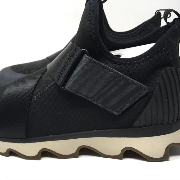 🎉Host Pick🎉Sorel Kinetic Sneaker Black/White Slip-on Shoes, Sz 9.5
