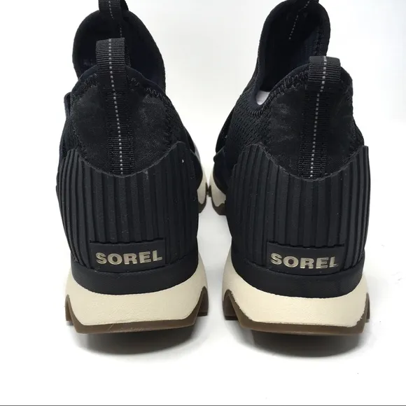 🎉Host Pick🎉Sorel Kinetic Sneaker Black/White Slip-on Shoes, Sz 9.5