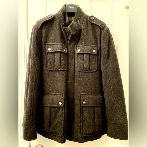 HUGO BOSS- Military style coat - Black size 40 R-  Like NEW
