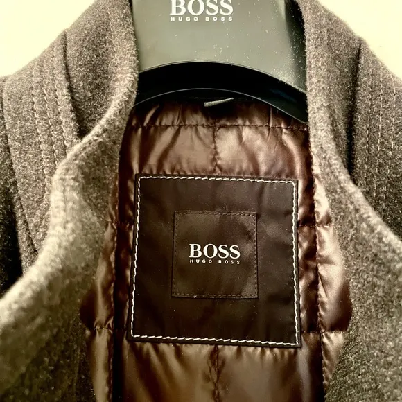 HUGO BOSS- Military style coat - Black size 40 R-  Like NEW