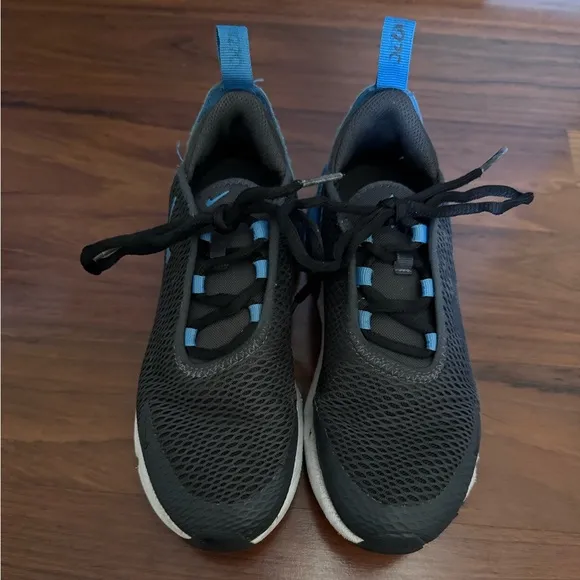 ike Air Max 270 Boys Kids Size 2.5 youth Black Blue Adidas Under Armour Jordan