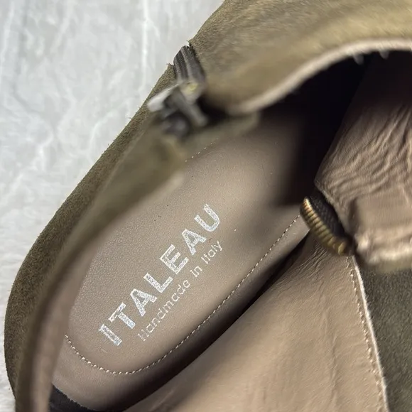 Italeau Foliana Womens Suede Waterproof Booties Taupe LavatoSize EU 41 US 10.5