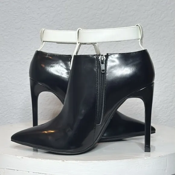 JEFFREY CAMPBELL BLACK AND WHITE PATENT LEATHER THE DEKA PUMP ANKLE BOOTS