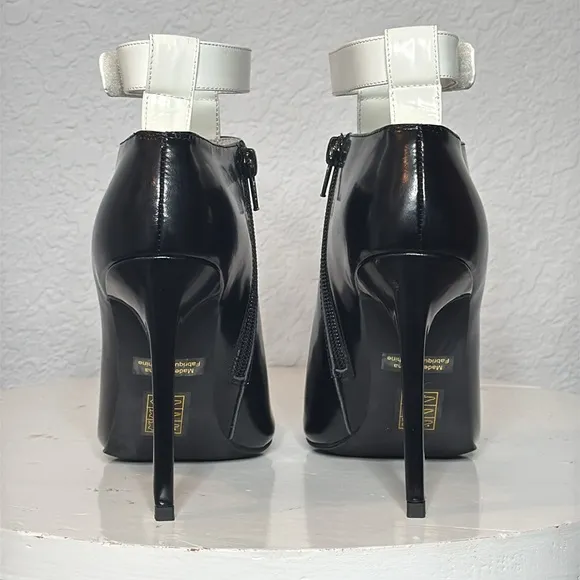 JEFFREY CAMPBELL BLACK AND WHITE PATENT LEATHER THE DEKA PUMP ANKLE BOOTS