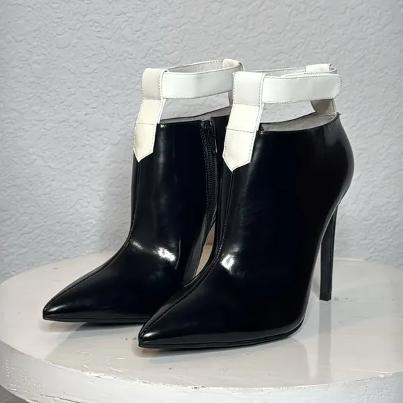 JEFFREY CAMPBELL BLACK AND WHITE PATENT LEATHER THE DEKA PUMP ANKLE BOOTS