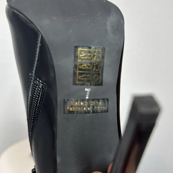 JEFFREY CAMPBELL BLACK AND WHITE PATENT LEATHER THE DEKA PUMP ANKLE BOOTS