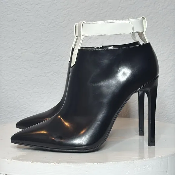 JEFFREY CAMPBELL BLACK AND WHITE PATENT LEATHER THE DEKA PUMP ANKLE BOOTS