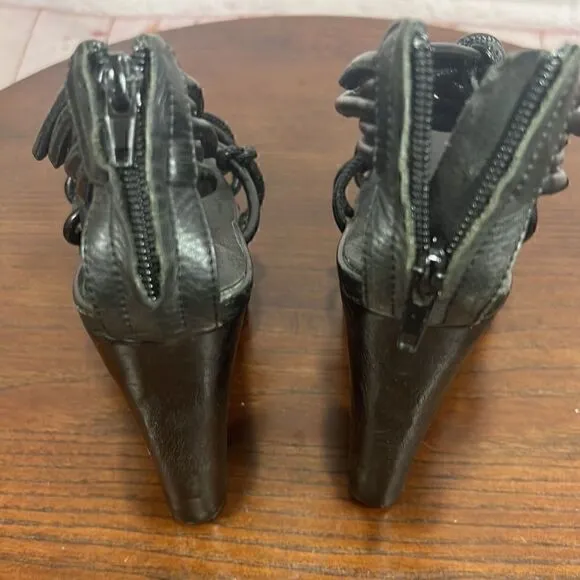 JEFFREY CAMPBELL platform braided leather sandals size 8 GuC