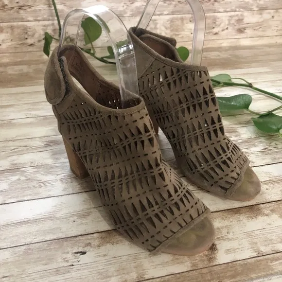 Jeffrey Campbell Quebec Suede Cutout Heeled Sandals