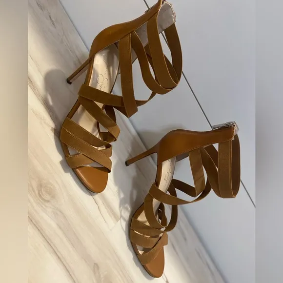 Jessica Simpson~NWOB~Criss Cross~Elastic~Strapped~Stiletto Heel~Sandals~Size 11