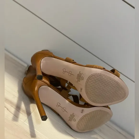 Jessica Simpson~NWOB~Criss Cross~Elastic~Strapped~Stiletto Heel~Sandals~Size 11