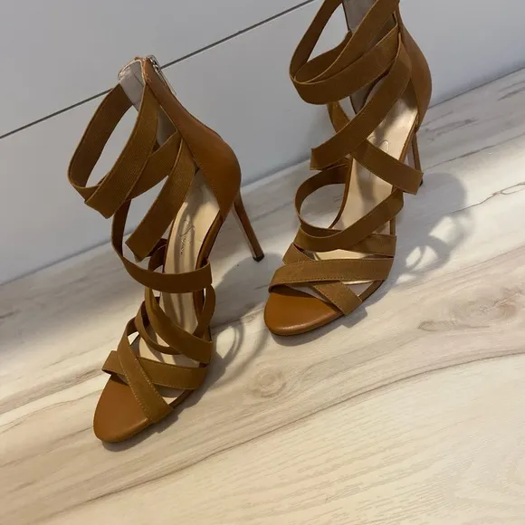 Jessica Simpson~NWOB~Criss Cross~Elastic~Strapped~Stiletto Heel~Sandals~Size 11