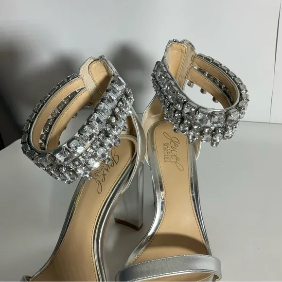 Jewel Badgley Mischa Sexy Silver Metallic Open Toe Double Row Jeweled Sandal Sz7