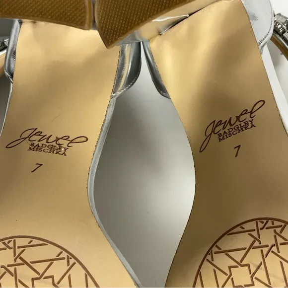 Jewel Badgley Mischa Sexy Silver Metallic Open Toe Double Row Jeweled Sandal Sz7