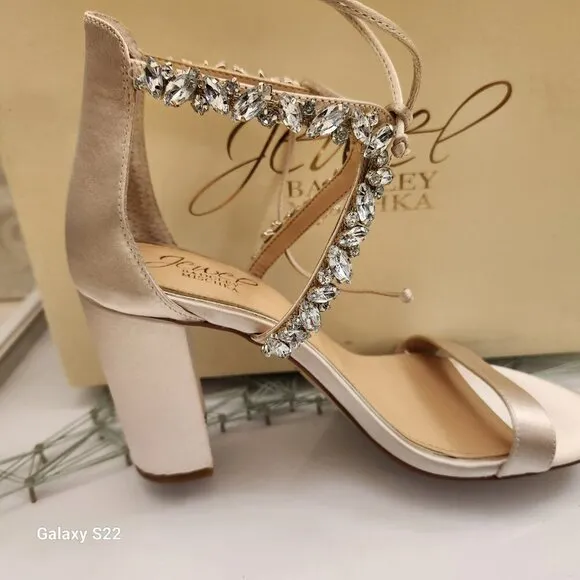 Jewel Badgley Mischka Satin Embellished Half block, Sandals. NIB. Size 6.5