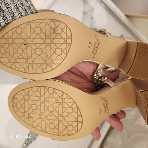 Jewel Badgley Mischka Satin Embellished Half block, Sandals. NIB. Size 6.5