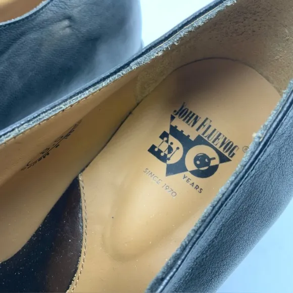 John Fluevog  Hopefuls Belief Black Leather  Buckled Shoes. Women’s Size 8.5.
