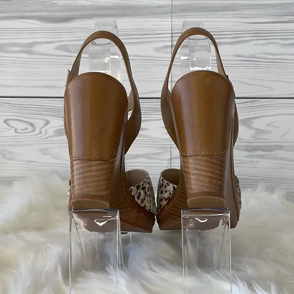 Johnston &amp; Murphy Snake Embossed Wedge Sandals