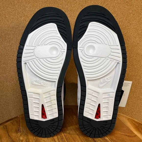 Jordan 1Air zoom comfort 2Brand new