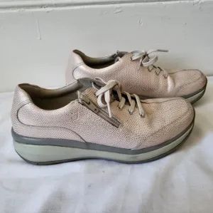 JOYA &quot;Tokyo II&quot; in Rose Gold Metallic Texture Zip Lace Up Size 7.5