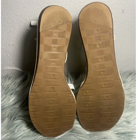 Kate Spade Adagio White and Gold Leather Gladiator Sandals Size 8