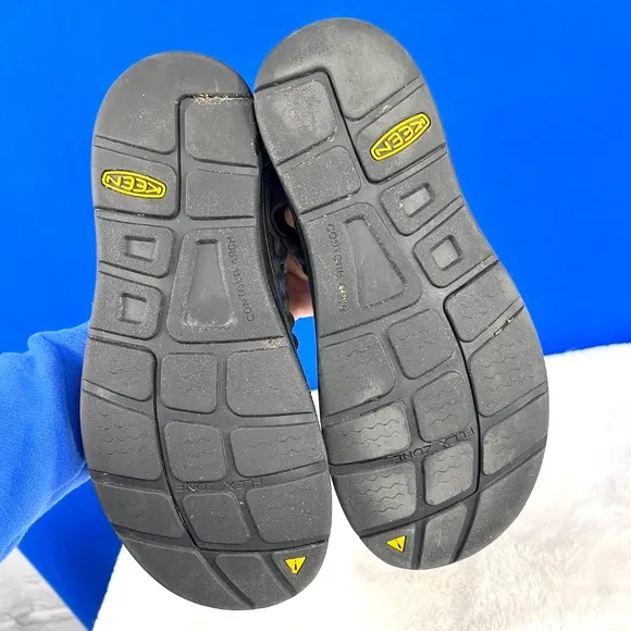 |•KEEN•| 'All Gender UNEEK Sneaker x Only NY' Grey Braided Shoes Footwear