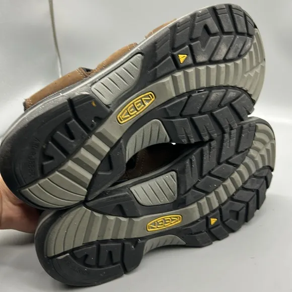 Keen Rialto II Waterproof Mens Sandals Size 9.5