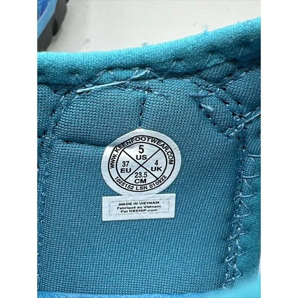 KEEN Seacamp II CNX Closed Toe Sandals Original Tie-Dye Vivid Blue Size 5 NIB