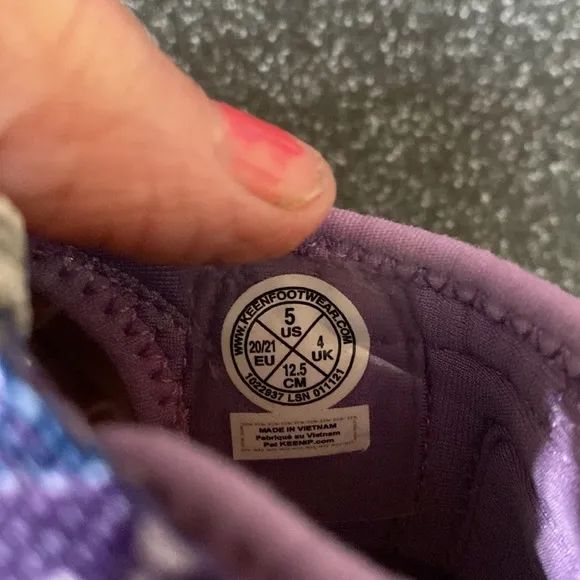 KEEN Unisex-Child Seacamp 2 CNX Closed Toe Sandals Size 5 tots