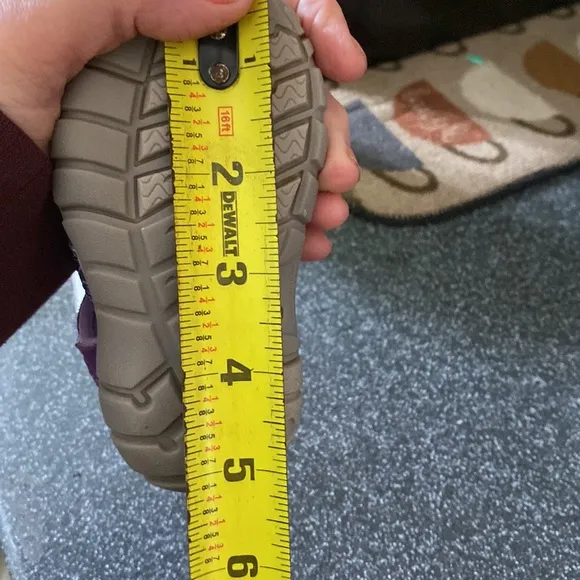 KEEN Unisex-Child Seacamp 2 CNX Closed Toe Sandals Size 5 tots