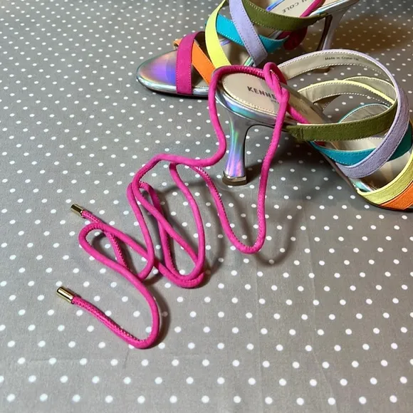 Kenneth Cole Color Contrast Heels