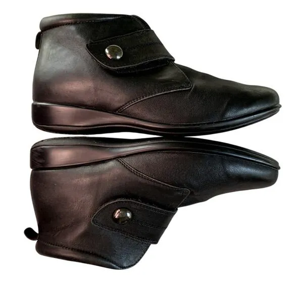 Klouds Australia Willough Black Leather Comfort Shoes Booties Size 7 Wide