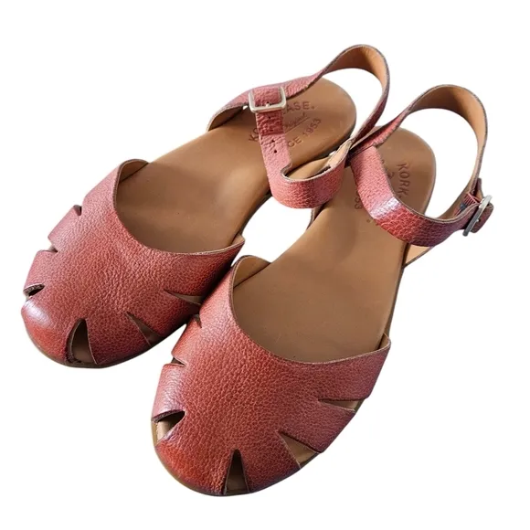 Kork-ease brown close toe fisherman sandals size 7/38