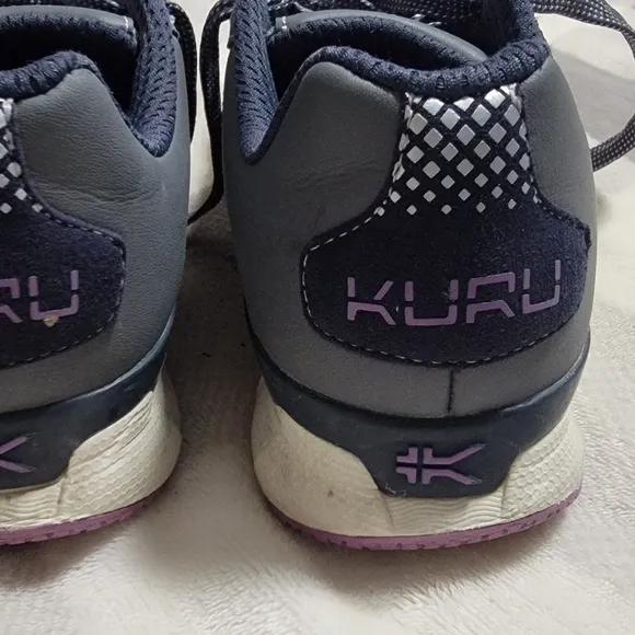 KURU Quantum Mesh‎ womens gray and lavender Size 7 Running Shoes
