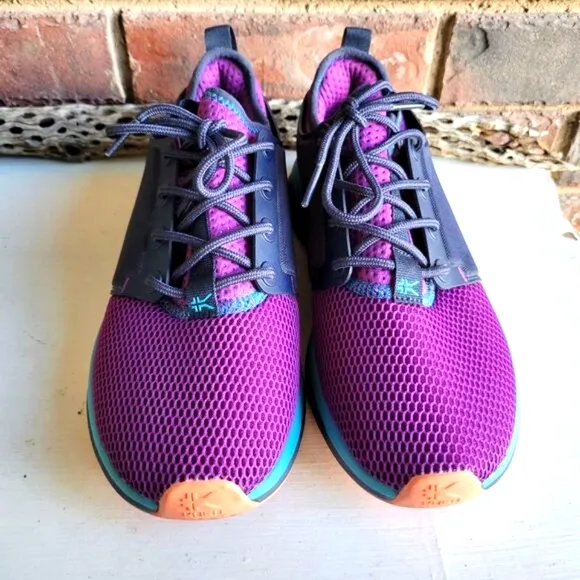 Kuru Atom Women's Orthotic Lace-up Athletic Sneakers