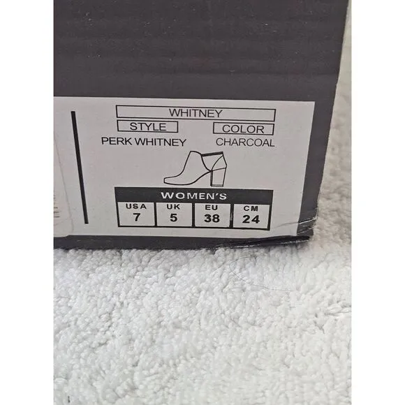 ladies Whitney boots  Nwb