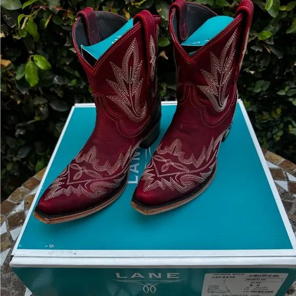 Lane Burgundy Western Boots