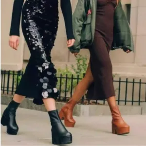 🌹LARROUDE🌹 Miso Platform Boot In Caramel Stretch Leather Size: 9.5
