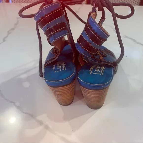 L'Artiste by Spring Step Alejandra Leather Ghille Sandals 10 or 41