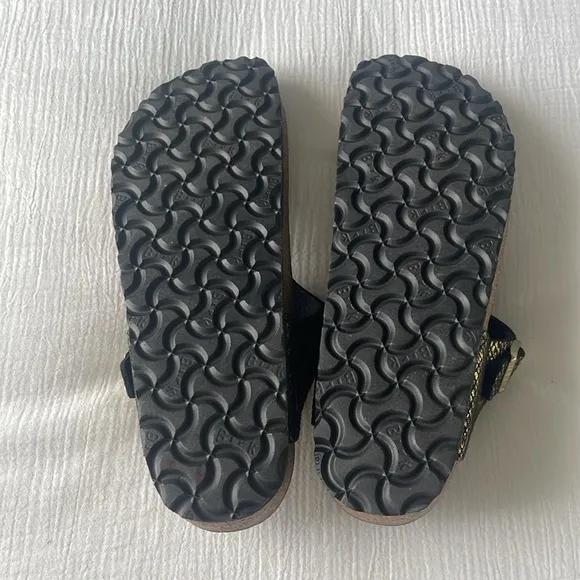 Like New! Birkenstock Women's Metallic Python Gizeh Toe-Post Sandal Sz 40