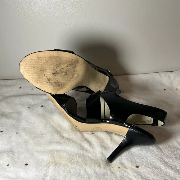 MACHEAL KORS JOSELLE  OPEN TOE BLACK PATER LEATHER HELL WOMEN SIZE 9