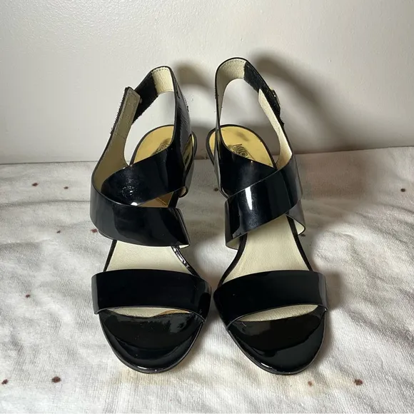 MACHEAL KORS JOSELLE  OPEN TOE BLACK PATER LEATHER HELL WOMEN SIZE 9