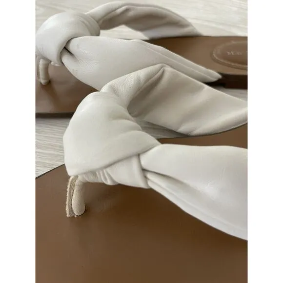 Marc Fisher BALER White Puffy Open Toe Leather Thong Sandals Flop Women’s Sz 8.5