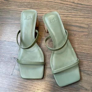 Marc Fisher LTD BRENT HEELED SLIDE SANDAL 7M Leather Square toe