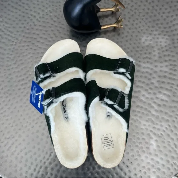 MEN’S Birkenstock Arizona Shearling Sandal in Mountain View Green