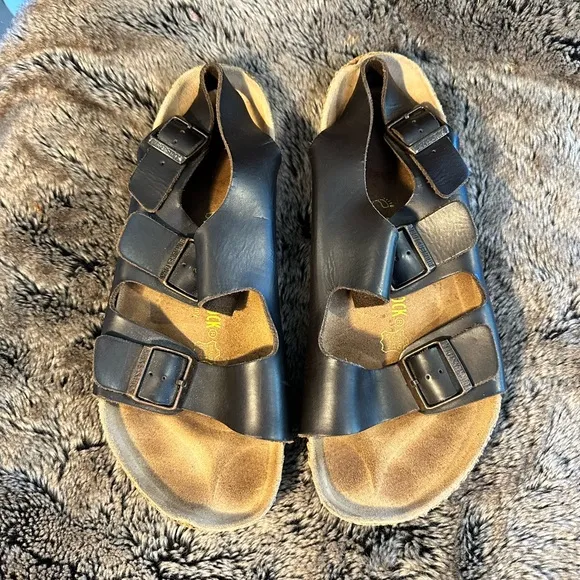 Men’s Birkenstocks Soft Foot Bed Milano Dark Brown Adjustable Buckle Sandals, 10