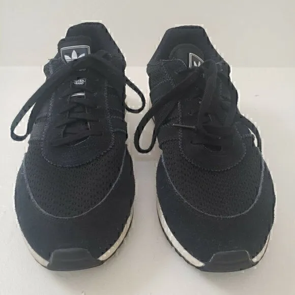 Men's Pre Own Adidas Boost black white Shoes 11.5