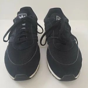 Men's Pre Own Adidas Boost black white Shoes 11.5