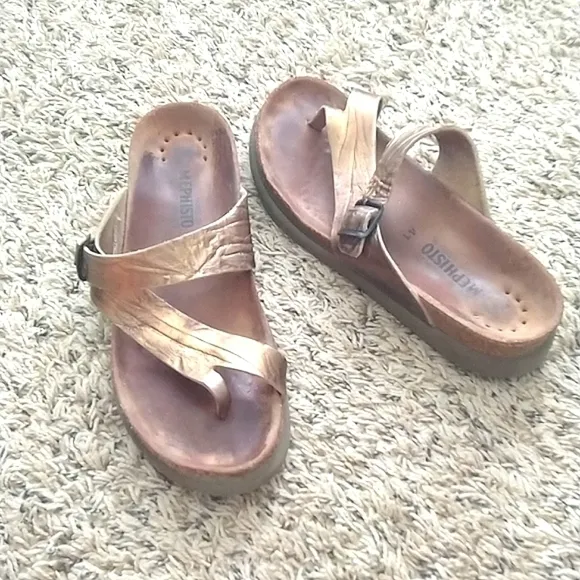Mephisto Helen cork footbed toe loop sandals metallic gold women's sz 10